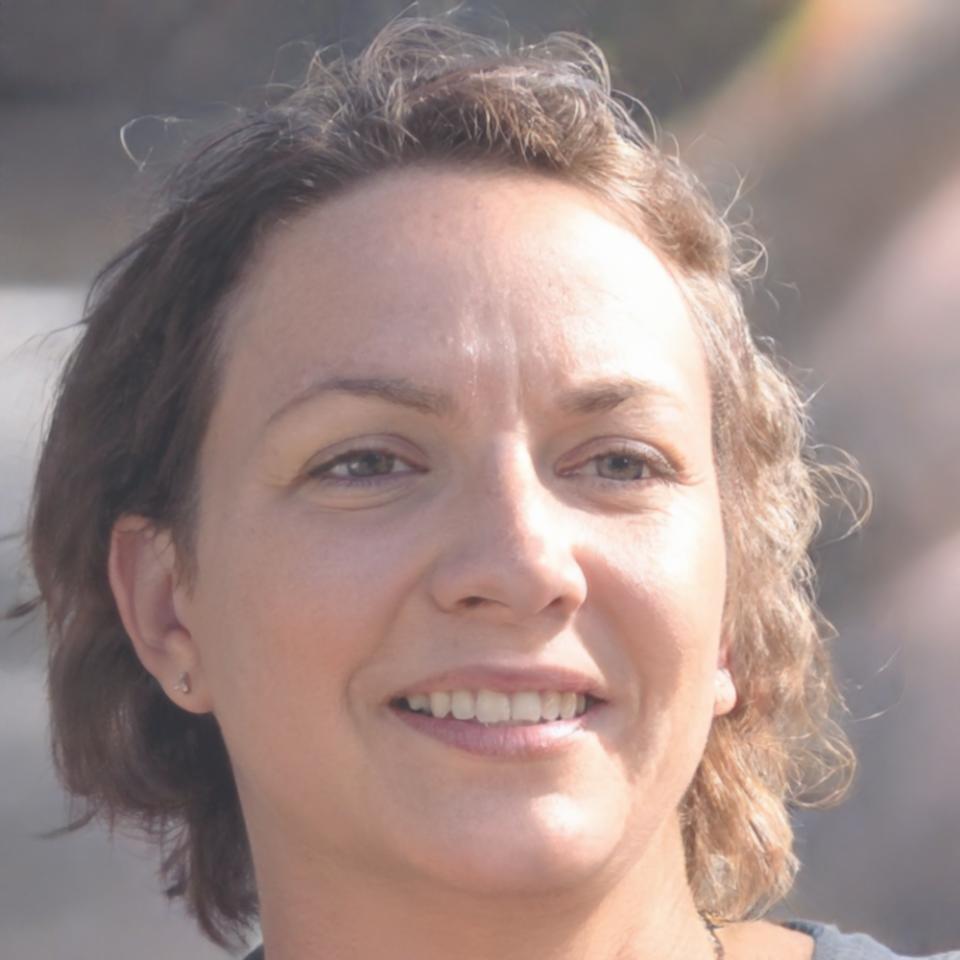 Saoirse Kelleher, Financial Structuring Specialist